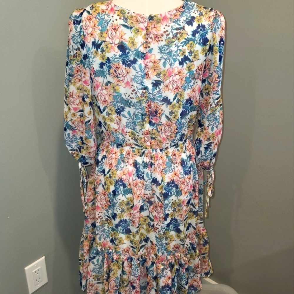 Colorful Floral Dress - Picture 7 of 8